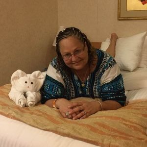 Meet your Posher, Virginia-lee